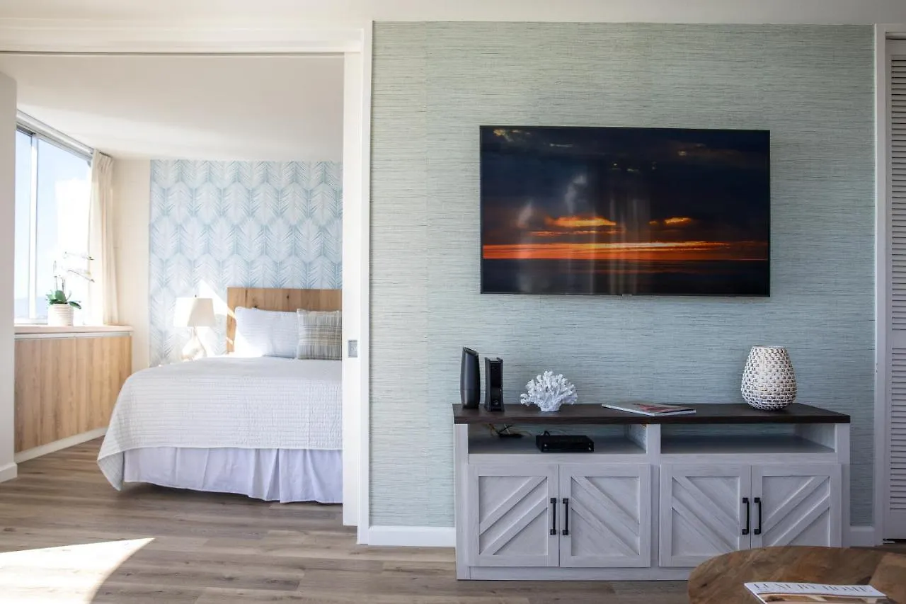 Ilikai Collection # 12. Corner Oceanfront Condo ホノルル 0*,